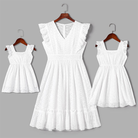 Robe Mère Fille Broderie Blanche